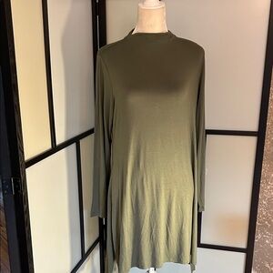 Lisa Rinna Collection Olive Green Long Sleeve Tunic